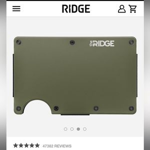 The Ridge RFID-blocking wallet with money clip and elastic cash strap. Brand new